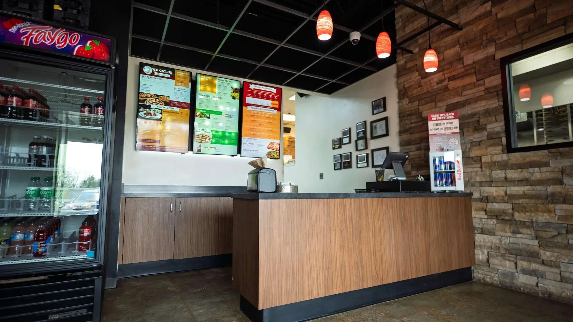 Pizzeria And Takeout In Dewitt Mi