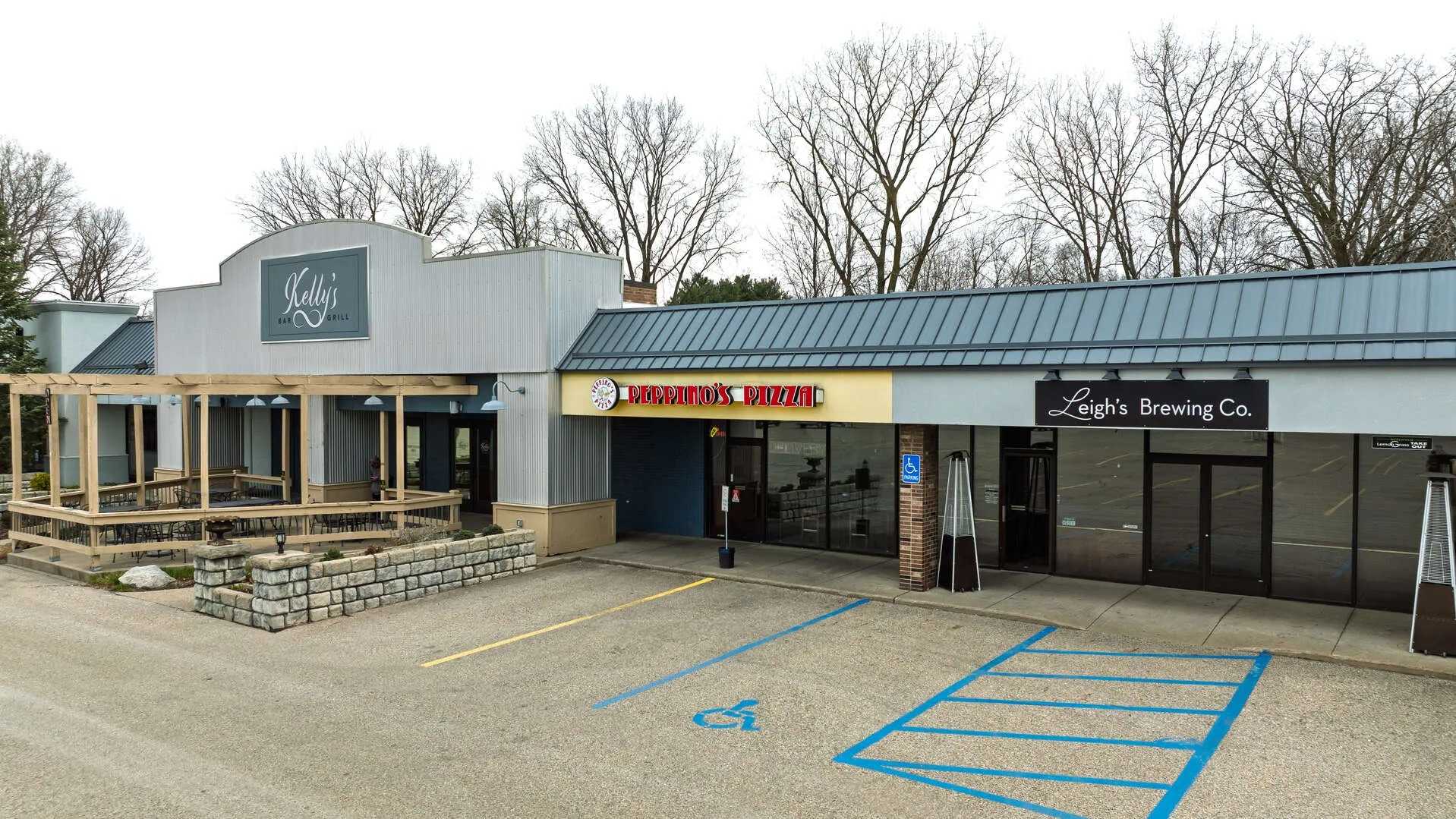 Pizzeria And Takeout In Holland Mi 2