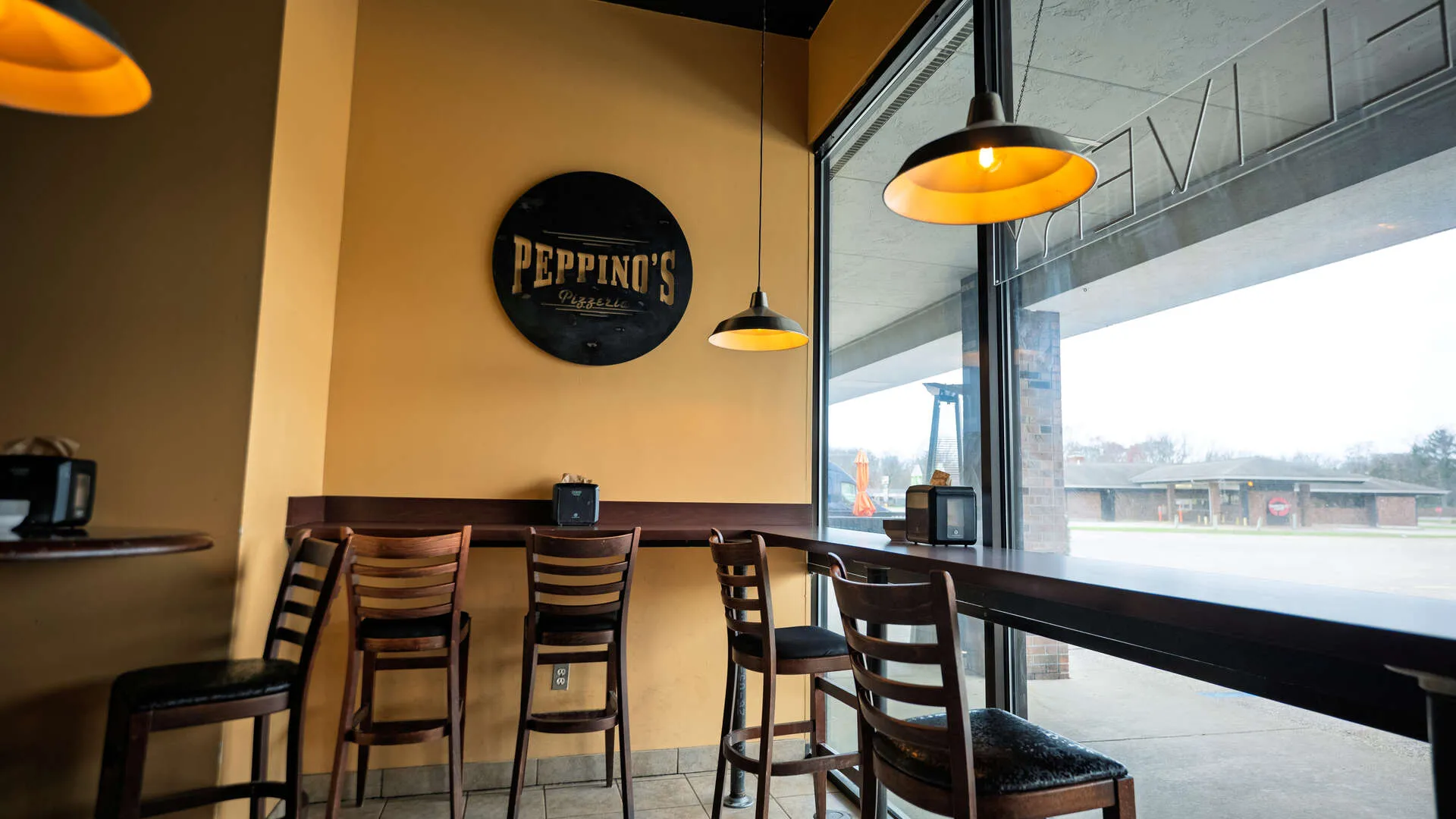 Pizzeria And Takeout In Holland Mi 3