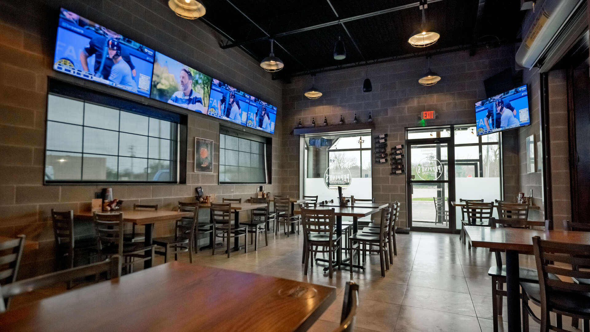 Sports Bar And Grille In Jenison Mi 4
