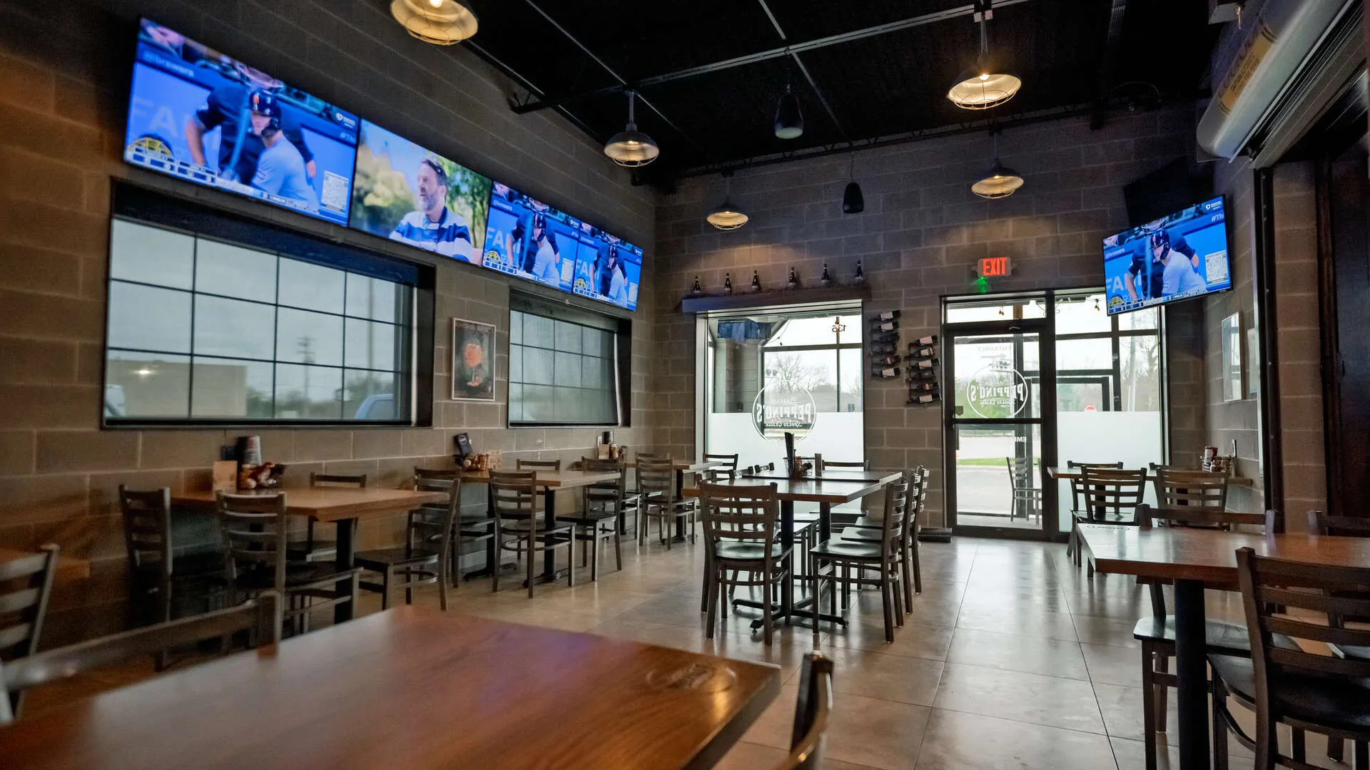 Sports Bar And Grille In Jenison Mi 4